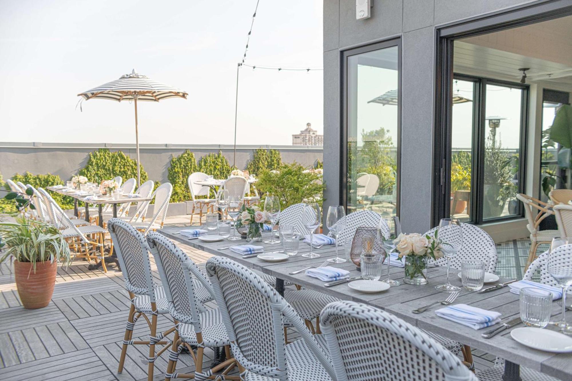 The Drayton Hotel Savannah, Curio Collection By Hilton Bagian luar foto
